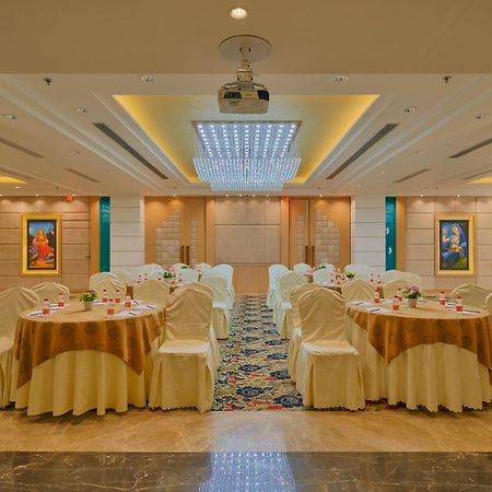 Skk Blu Hotel & Spa Udajpur Zewnętrze zdjęcie