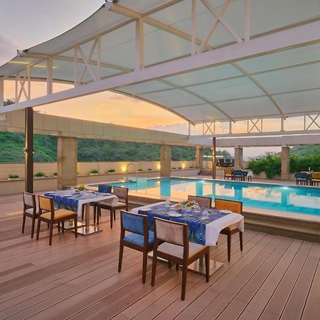 Skk Blu Hotel & Spa Udajpur Zewnętrze zdjęcie