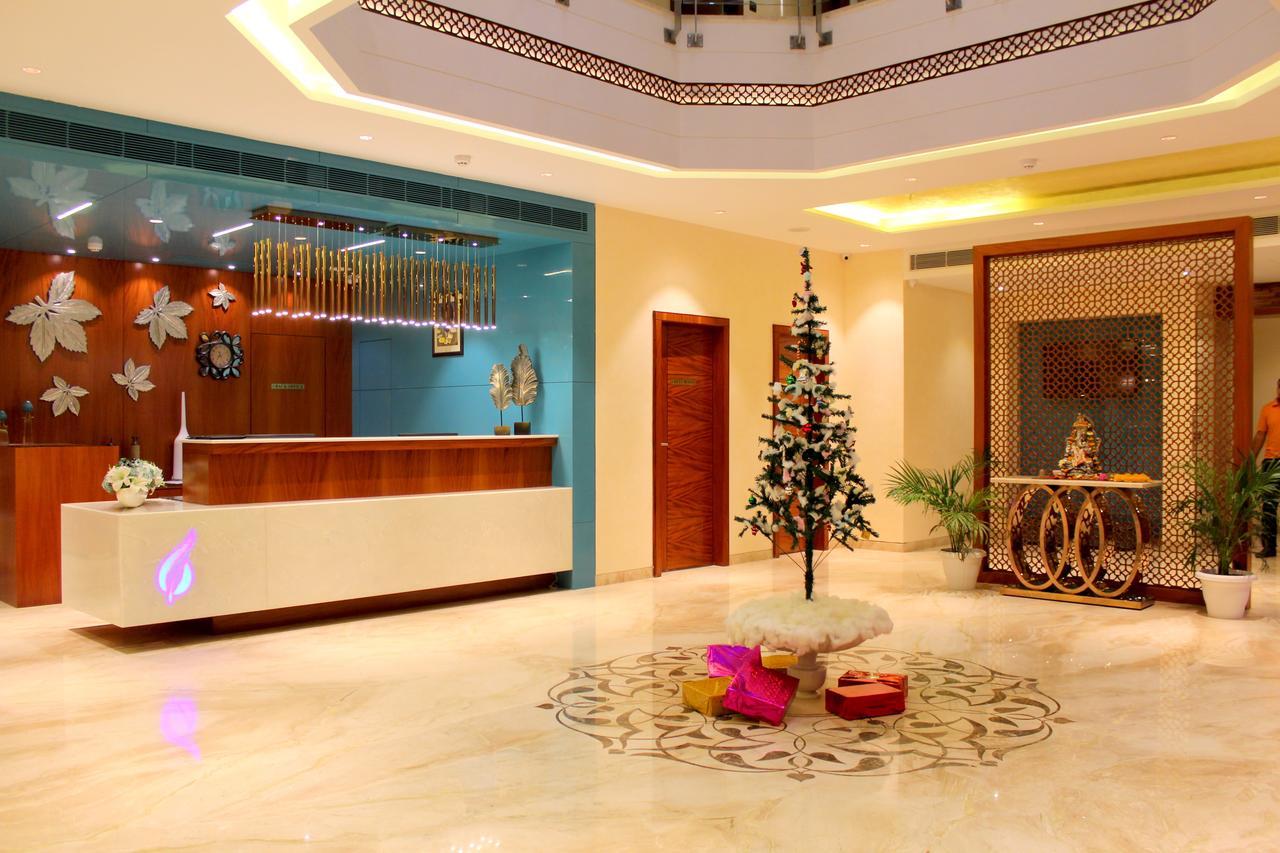 Skk Blu Hotel & Spa Udajpur Zewnętrze zdjęcie