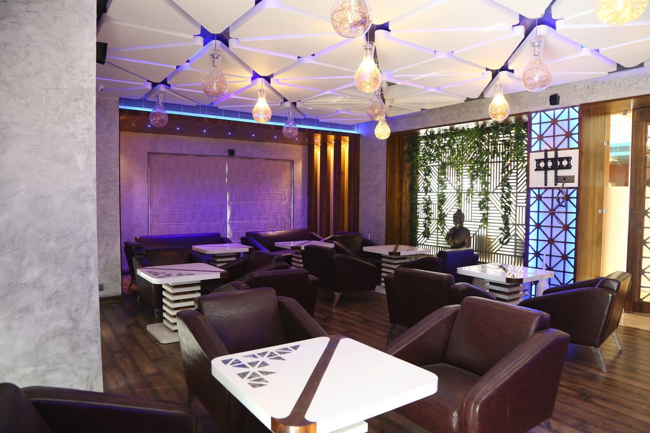 Skk Blu Hotel & Spa Udajpur Zewnętrze zdjęcie