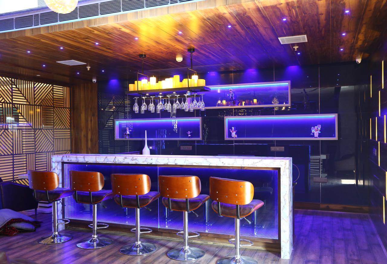 Skk Blu Hotel & Spa Udajpur Zewnętrze zdjęcie