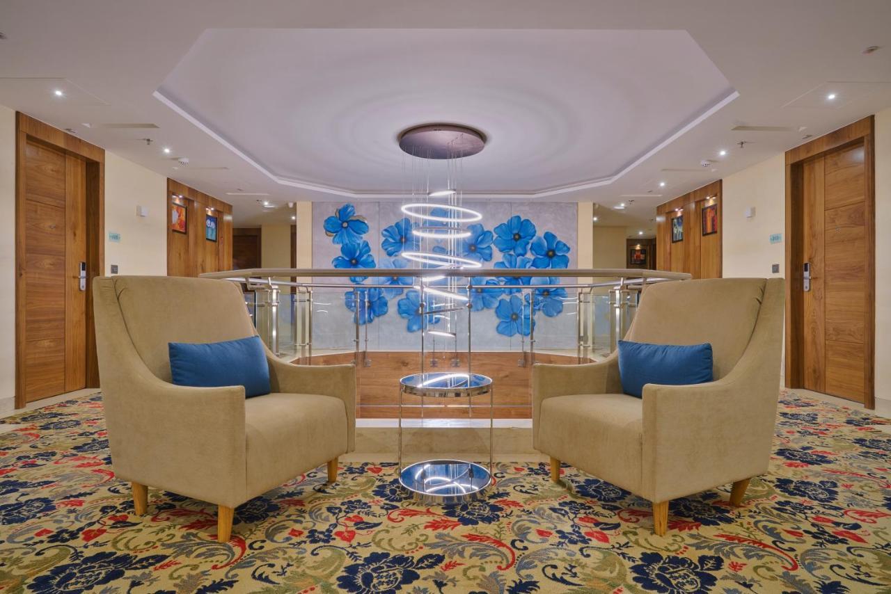 Skk Blu Hotel & Spa Udajpur Zewnętrze zdjęcie
