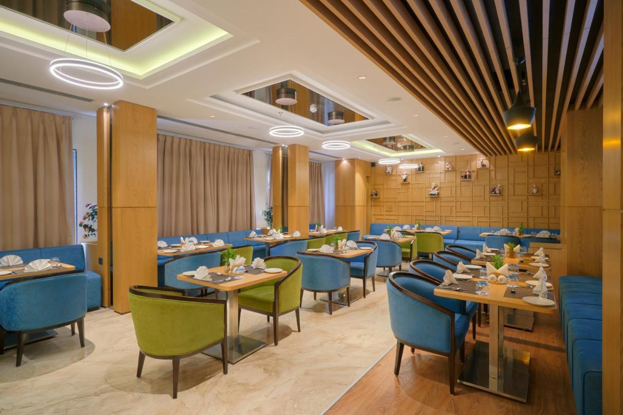 Skk Blu Hotel & Spa Udajpur Zewnętrze zdjęcie