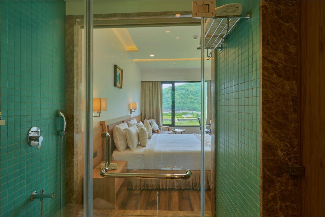 Skk Blu Hotel & Spa Udajpur Zewnętrze zdjęcie