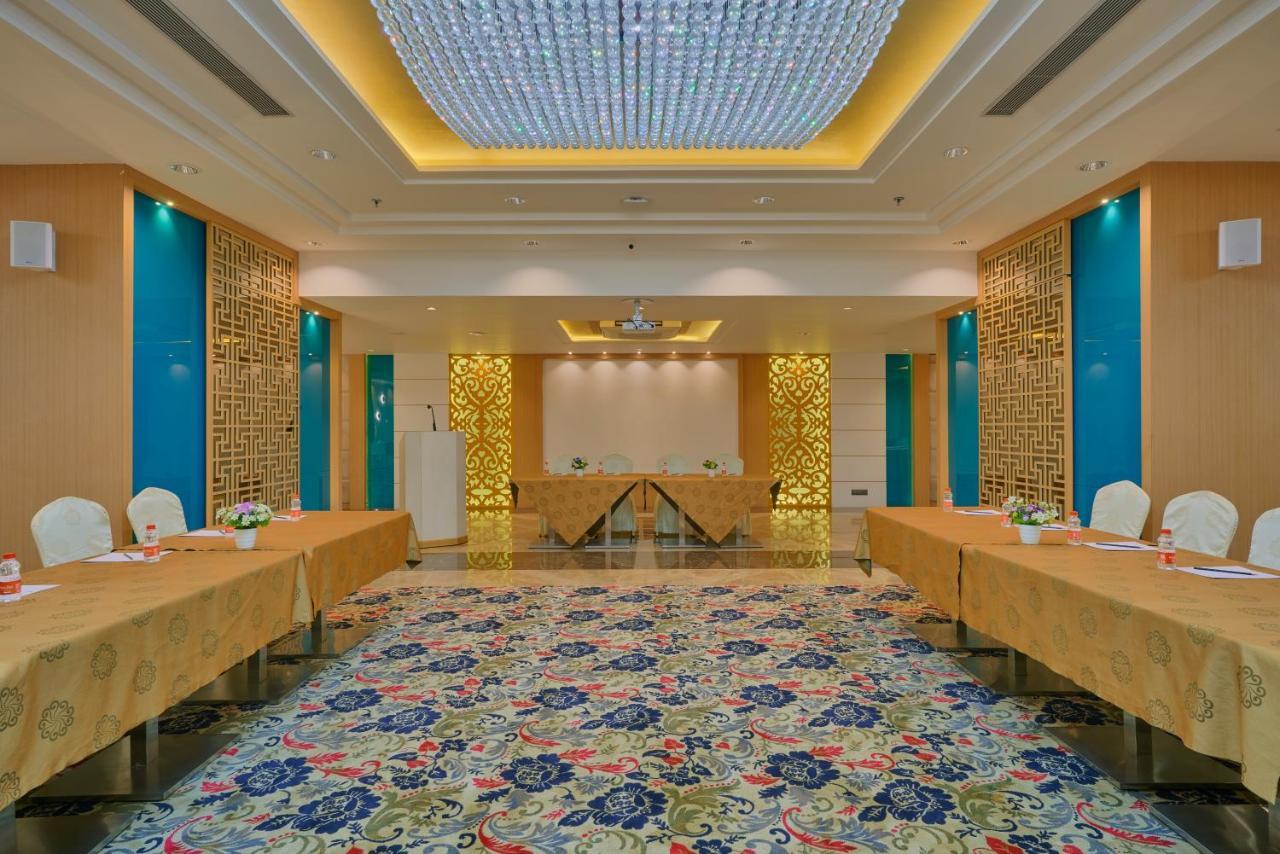 Skk Blu Hotel & Spa Udajpur Zewnętrze zdjęcie