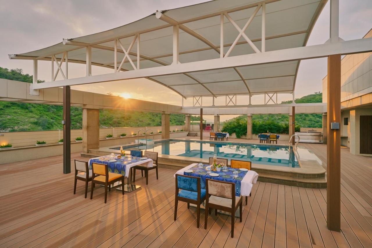 Skk Blu Hotel & Spa Udajpur Zewnętrze zdjęcie