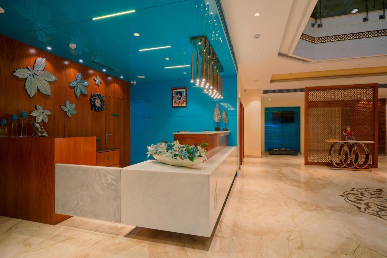 Skk Blu Hotel & Spa Udajpur Zewnętrze zdjęcie
